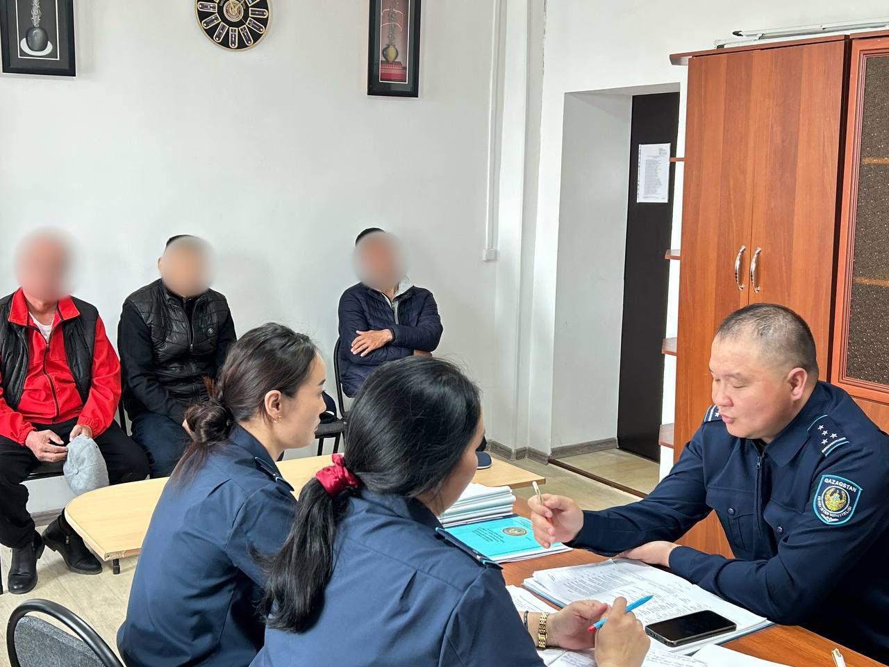 Қауіпсіздік құқығы: ШҚО-да тұрмыстық зорлық-зомбылықпен күресу әдістері түсіндірілуде