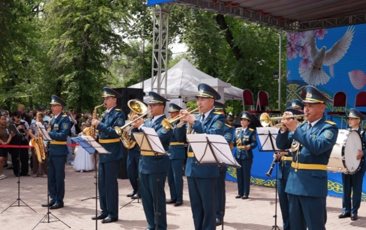 Жеңіс күні құтты болсын!