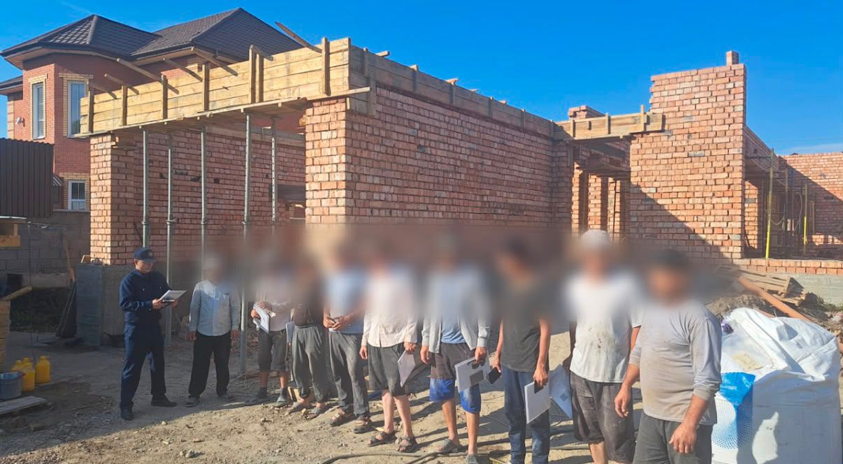 «Нелегал» ЖПІШ: ШҚО-да көші-қон заңнамасының сақталуына бақылау күшейтілді