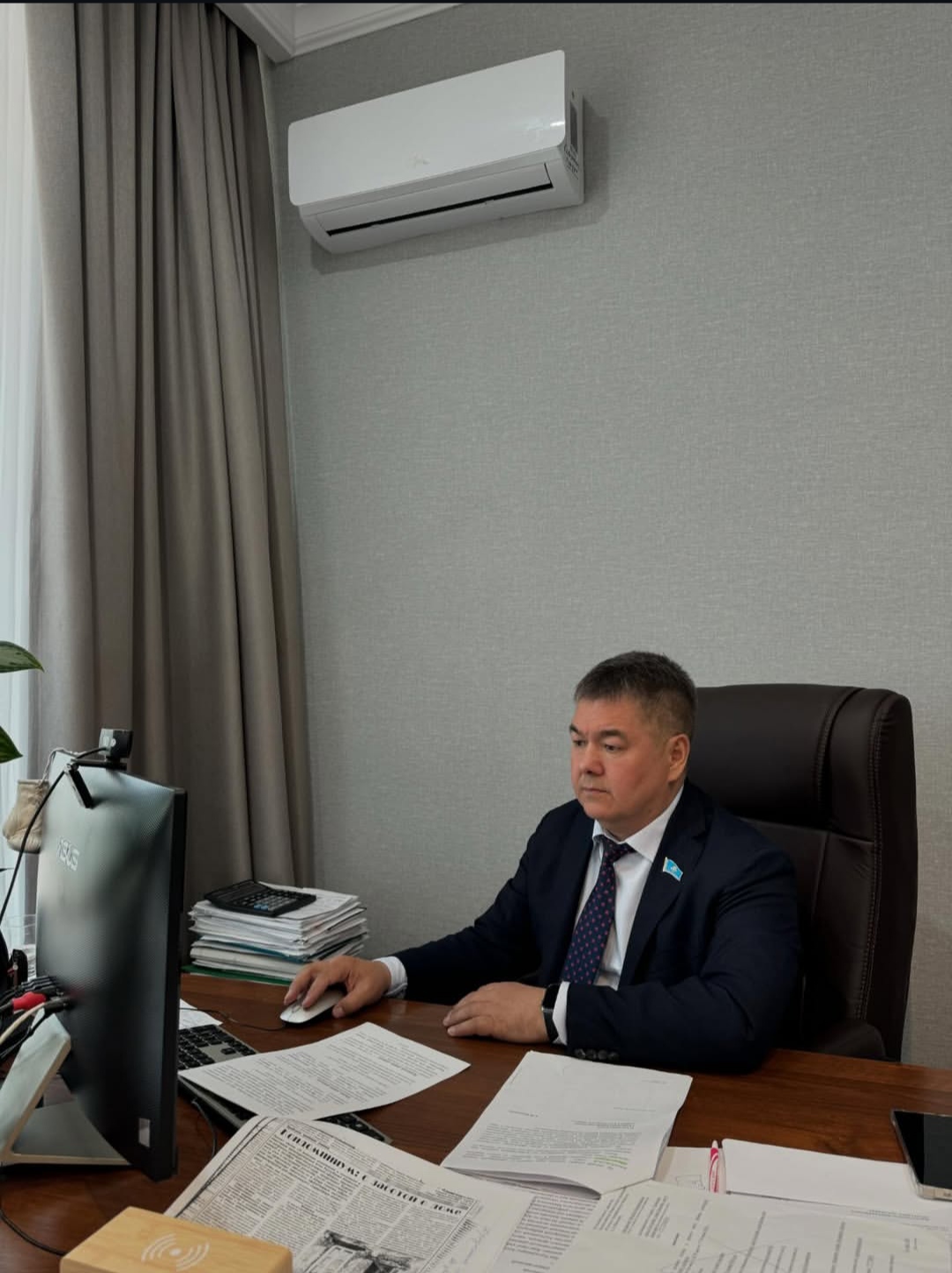 22 мамырда отырыстың онлайн-көрсетілімі қашықтық форматта Қостанай облыстық мәслихаты VIII шақырылымының кезектен тыс сессиясы өтті.