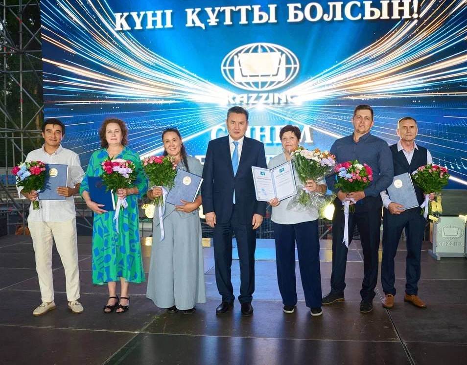 Шығыс Қазақстан облысының әкімі металлургтерді кәсіби мерекемен құттықтады