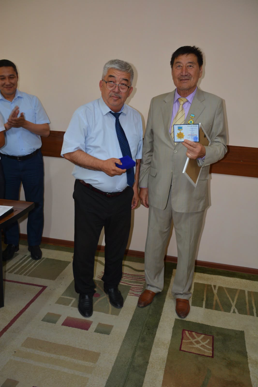 БҰҚАРАЛЫҚ АҚПАРАТ ҚҰРАЛДАРЫ ӨКІЛДЕРІНЕ ҚҰРМЕТ КӨРСЕТІЛДІ