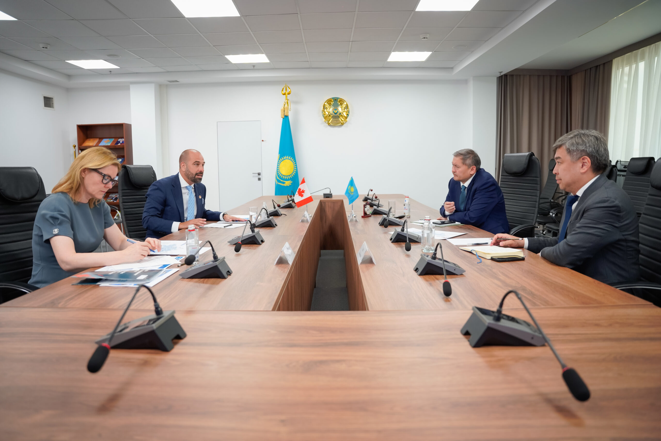 Қазақстан-Канада ғылым және білім беру салаларындағы серіктестігі: ынтымақтастықтың жаңа бағыттары айқындалды