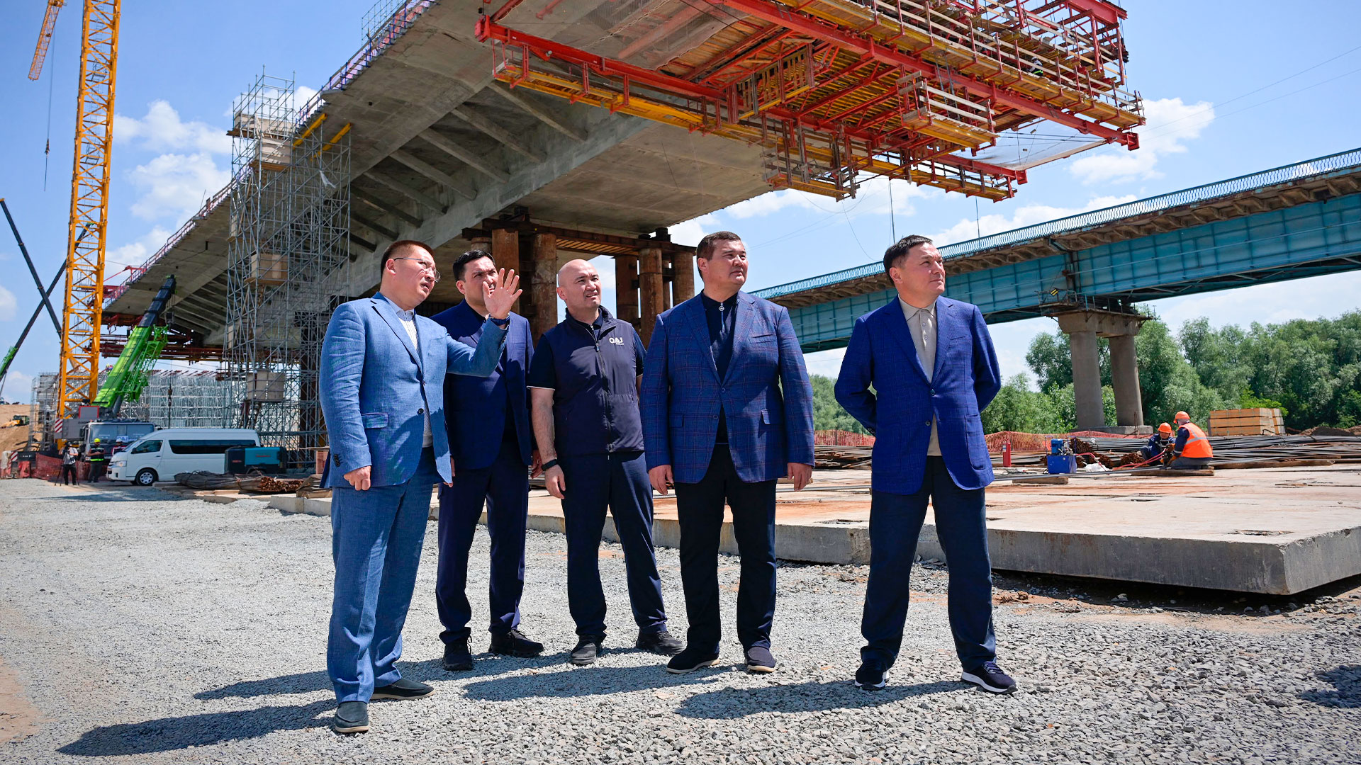 Нұрлыбек Нәлібаев Павлодар облысындағы инфрақұрылымдық жобалардың жүзеге асырылу барысын тексеріп, энергетиканы дамыту және жылу беру маусымына дайындық мәселелері бойынша жиналыс өткізді
