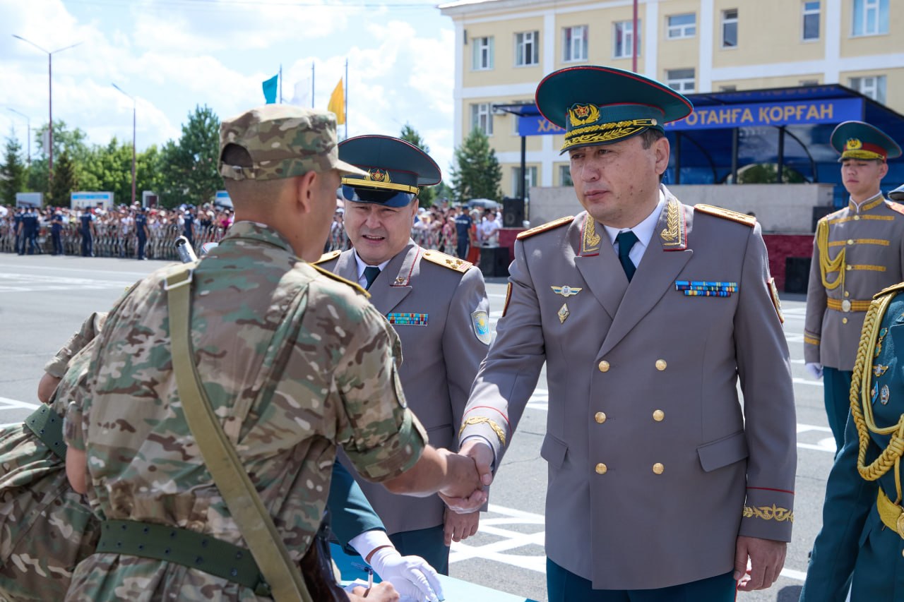750 ұландық сарбаз Астанада ант берді