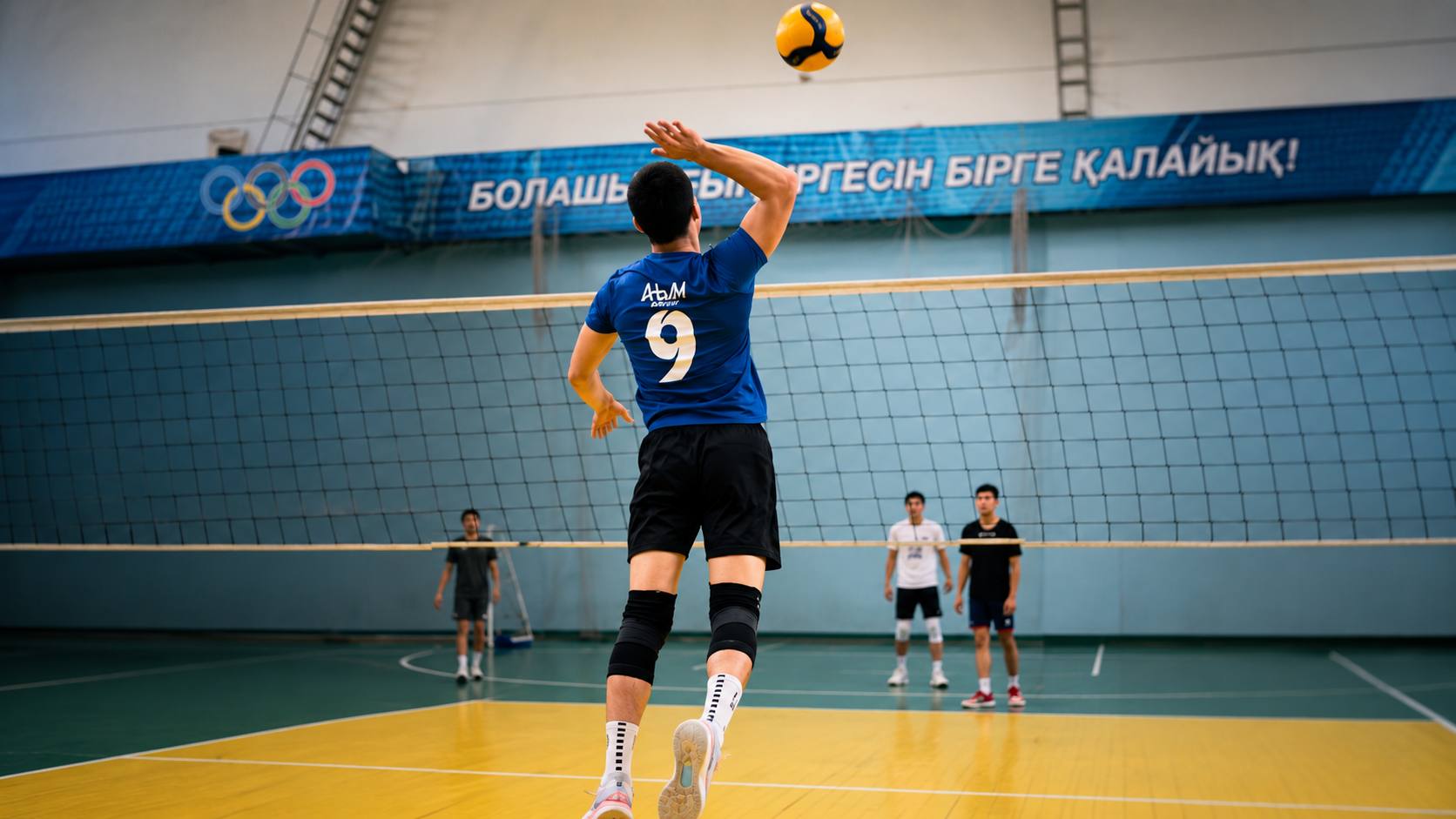 Абай облысы полициясының волейбол құрамасы чемпионатқа дайындалуда