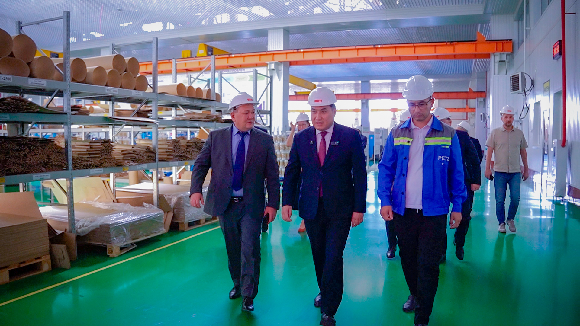 Асқарбек Ертаев СҚО-да еңбек жағдайымен және өңірге жаңадан қоныстанған азаматтардың бейімделуімен танысты