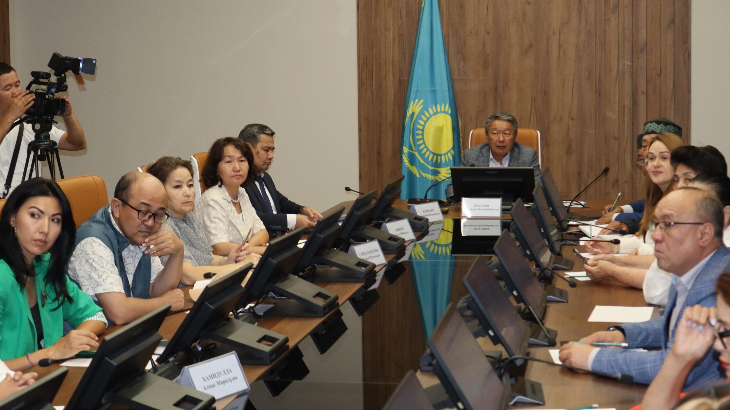 Қоғамдық кеңесте білім саласының өзекті мәселелері қаралды