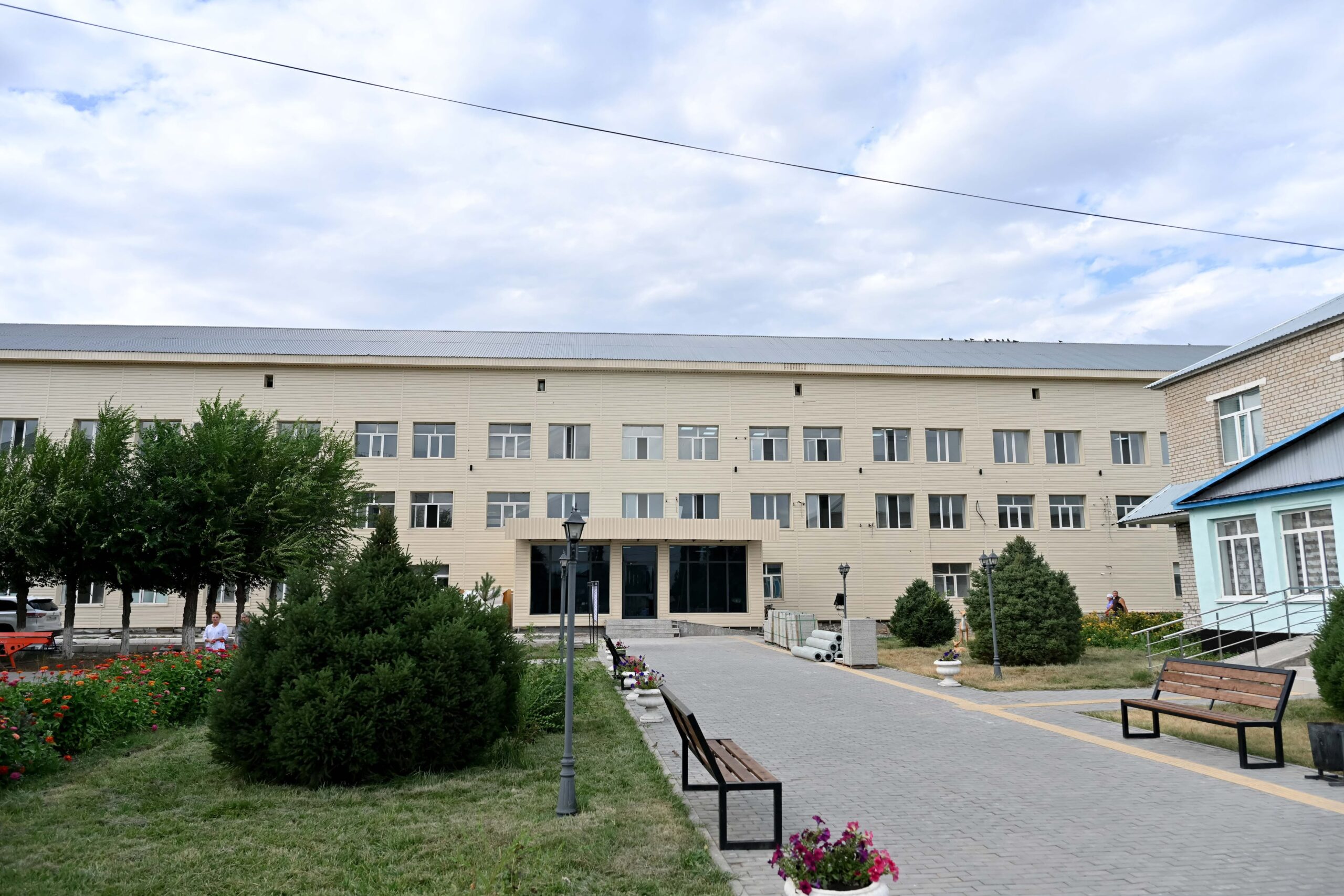 Мақаншы ауданындағы орталық аурухана күрделі жөндеуден өтіп жатыр