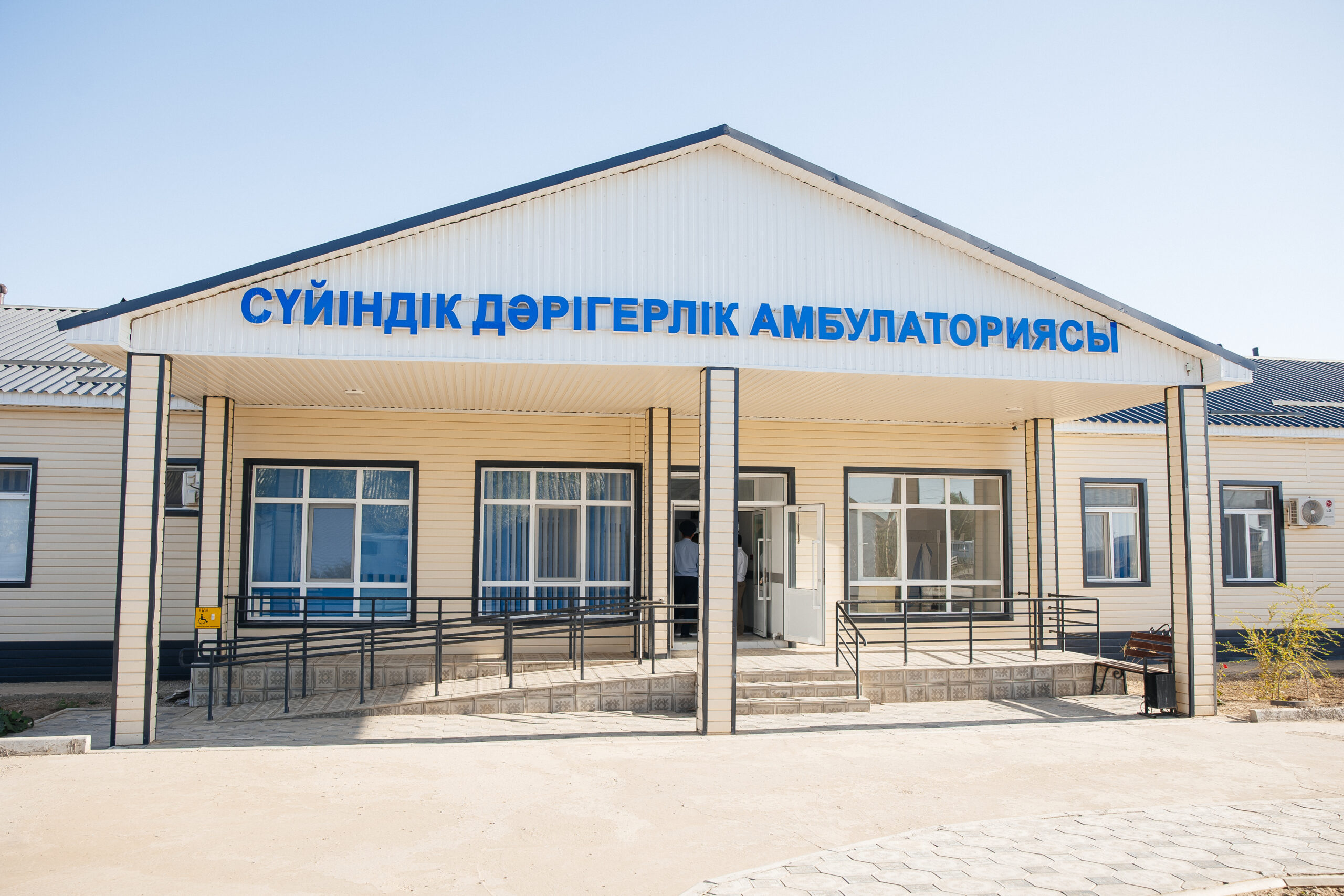 Болат Ақшолақов Сүйіндік, Азғыр және Асан ауылдарындағы әлеуметтік маңызы бар нысандарды аралады