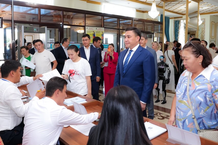 ҒАБИТ СЫЗДЫҚБЕКОВ ҚҰРЫЛТАЙ САЙЛАУЫНДА ДАУЫС БЕРДІ