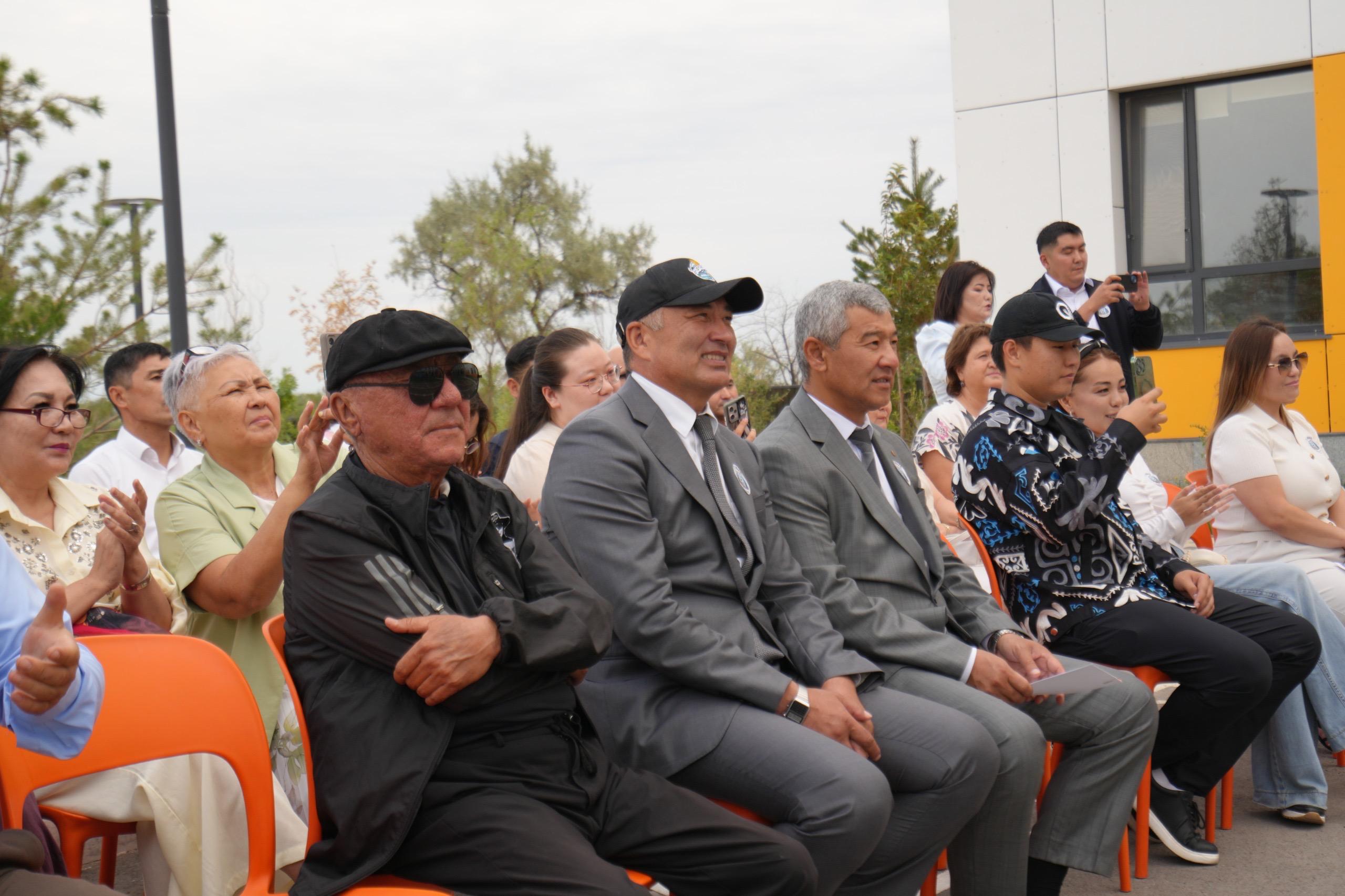 Алматы облыстық арнаулы әлеуметтік қызметтерді қажет ететін балаларды қолдау орталығының ашылғанына 1 жыл толды