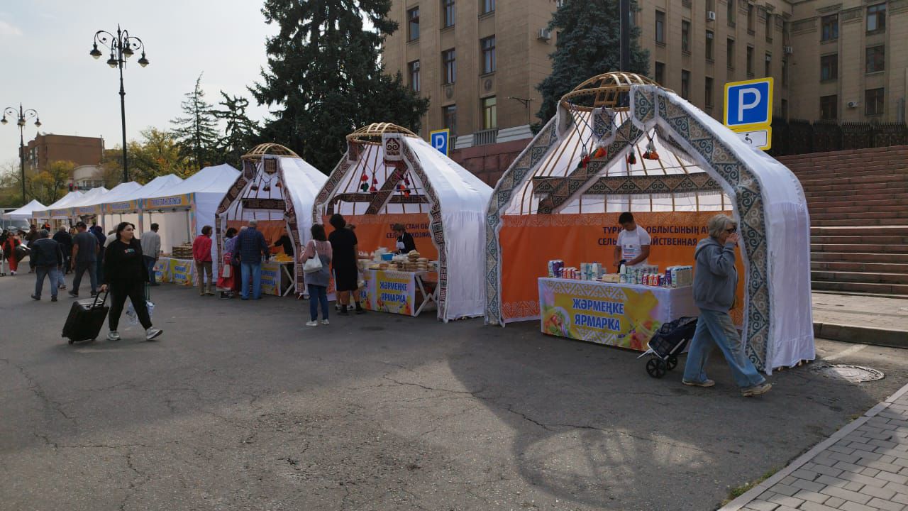 Алматыда Түркістан облысы мен қала шаруаларының ауыл шаруашылығы өнімдерінің жәрмеңкесі өтеді