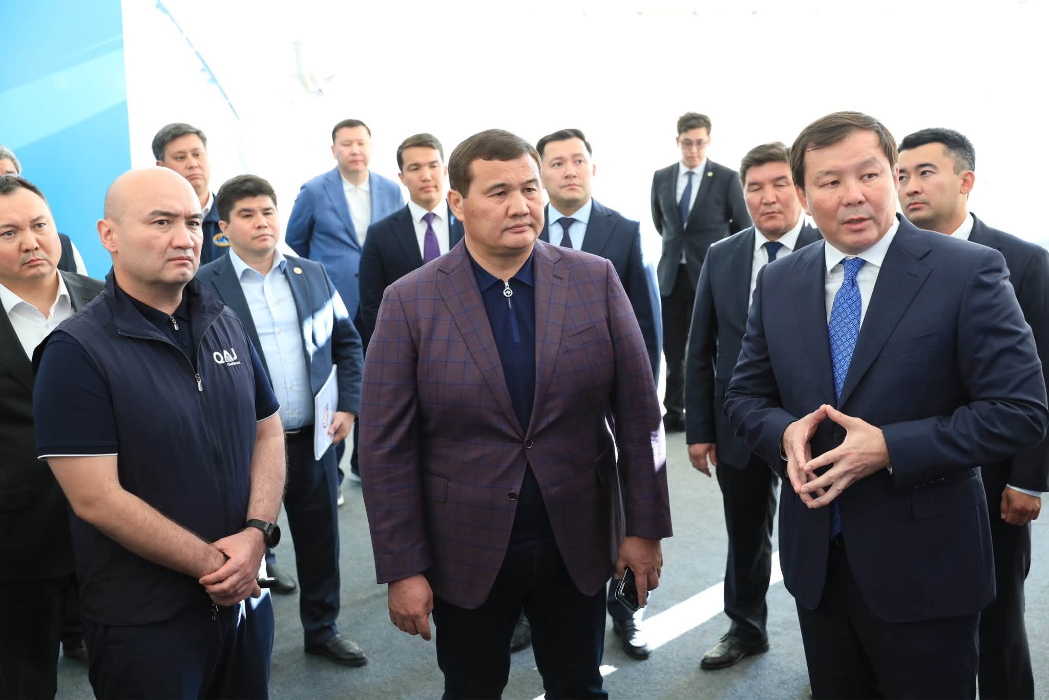 Нұрлыбек Нәлібаев Ақтөбе облысындағы жол құрылысының барысымен танысты