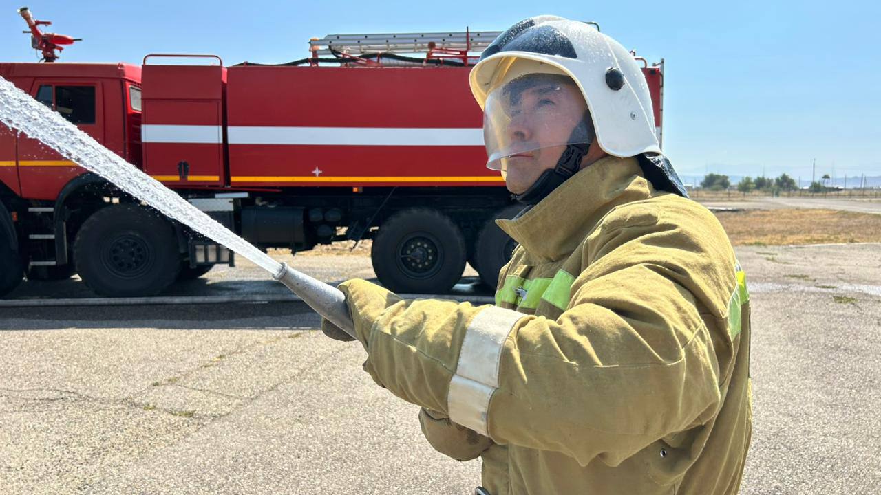 Таразда әскери бөлімде өрт-тактикалық оқу-жаттығу өтті