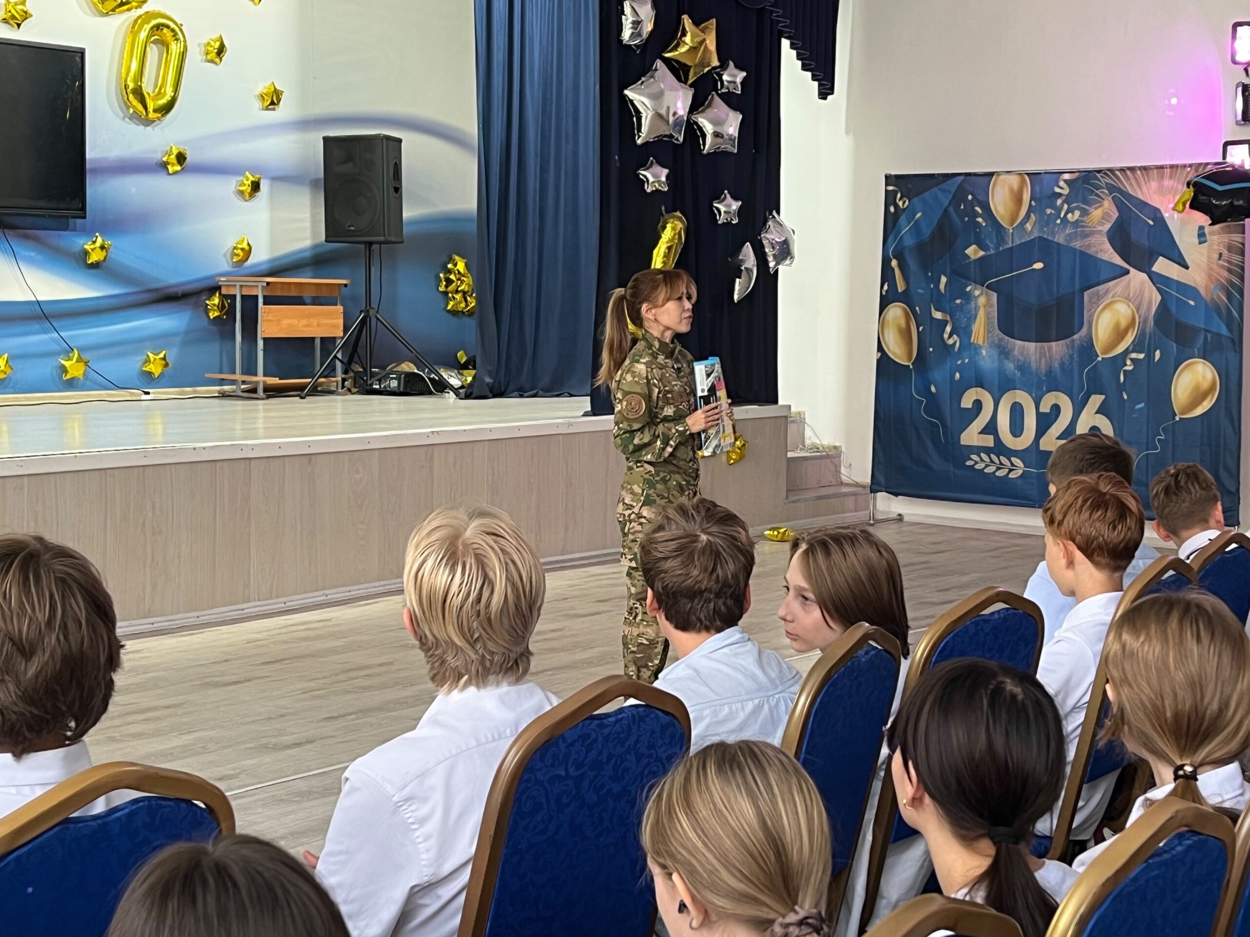 Өскемен құтқарушылары балаларға қауіпсіздік негіздерін үйретуде