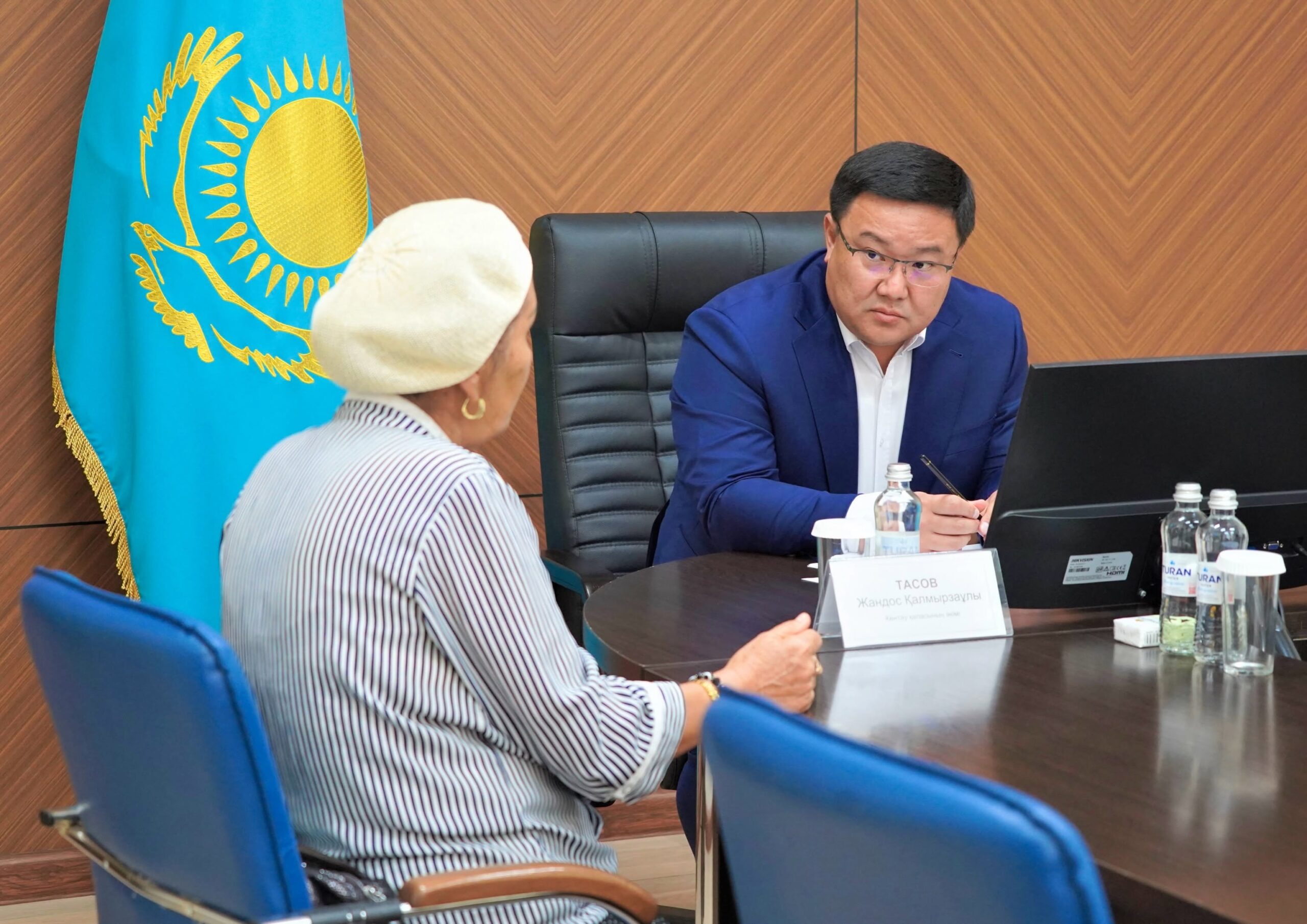 ҚАЛА ӘКІМІ ЖАНДОС ТАСОВ ЖЕКЕ ҚАБЫЛДАУ ӨТКІЗДІ