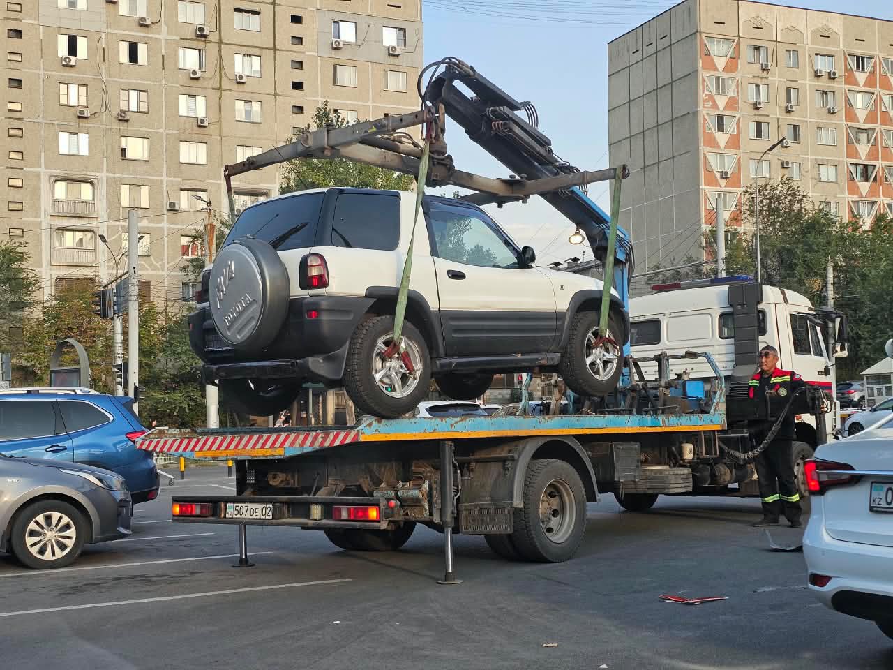 Алматыда көлік құралдарын эвакуациялау және сақтау ақысын төлеу тәртібі жетілдіріледі