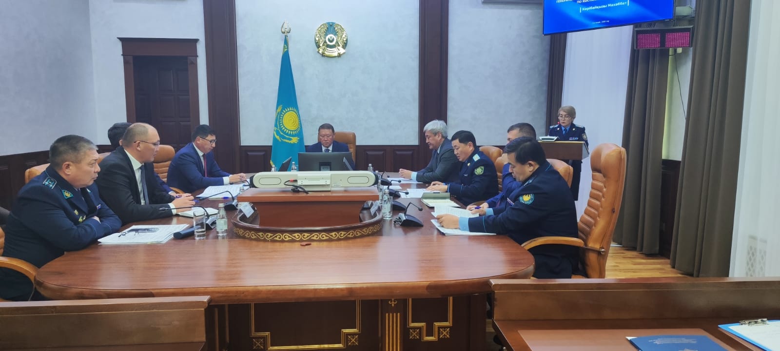 Облыс әкімдігі жанындағы “Заң және тәртіп” Конституциялық қағидатын іске асыру жөніндегі ведомствоаралық комиссияның кезекті отырысы өтті