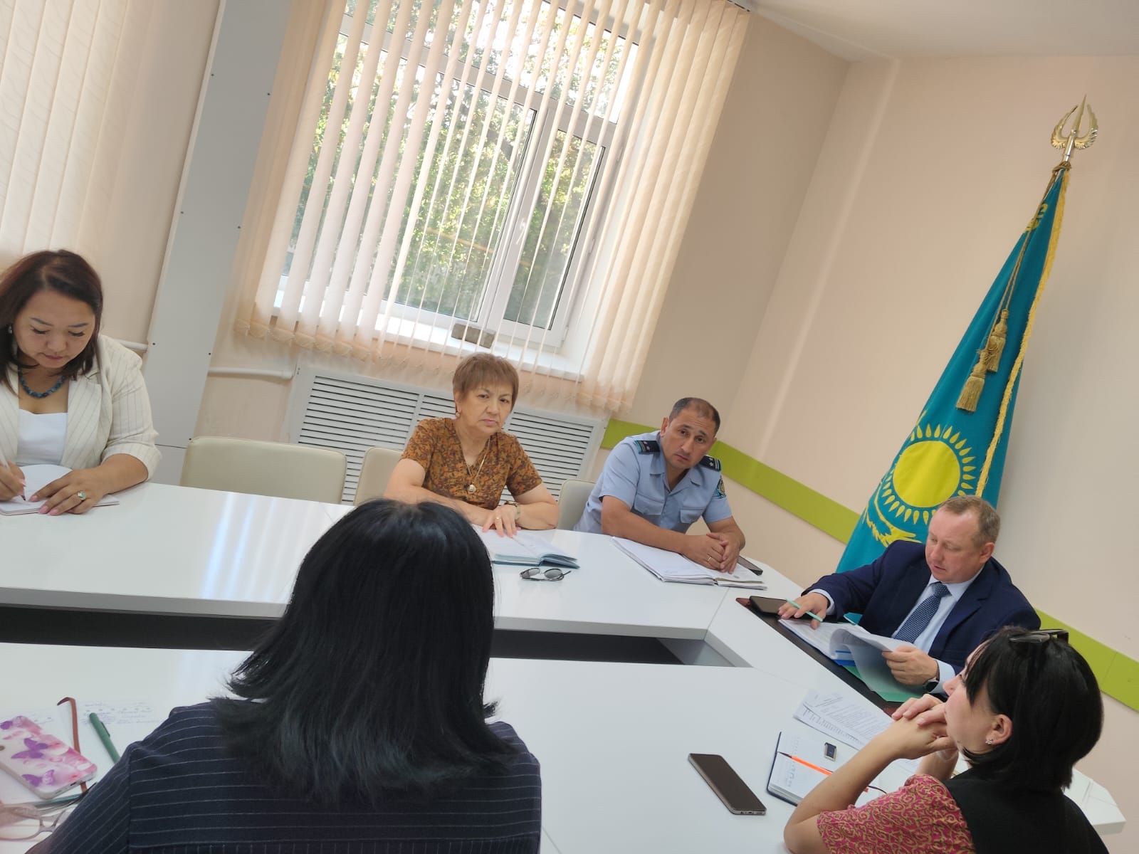 Қарабалық ауданы әкімдігі жанындағы кәмелетке толмағандардың істері және олардың құқықтарын қорғау жөніндегі комиссияның