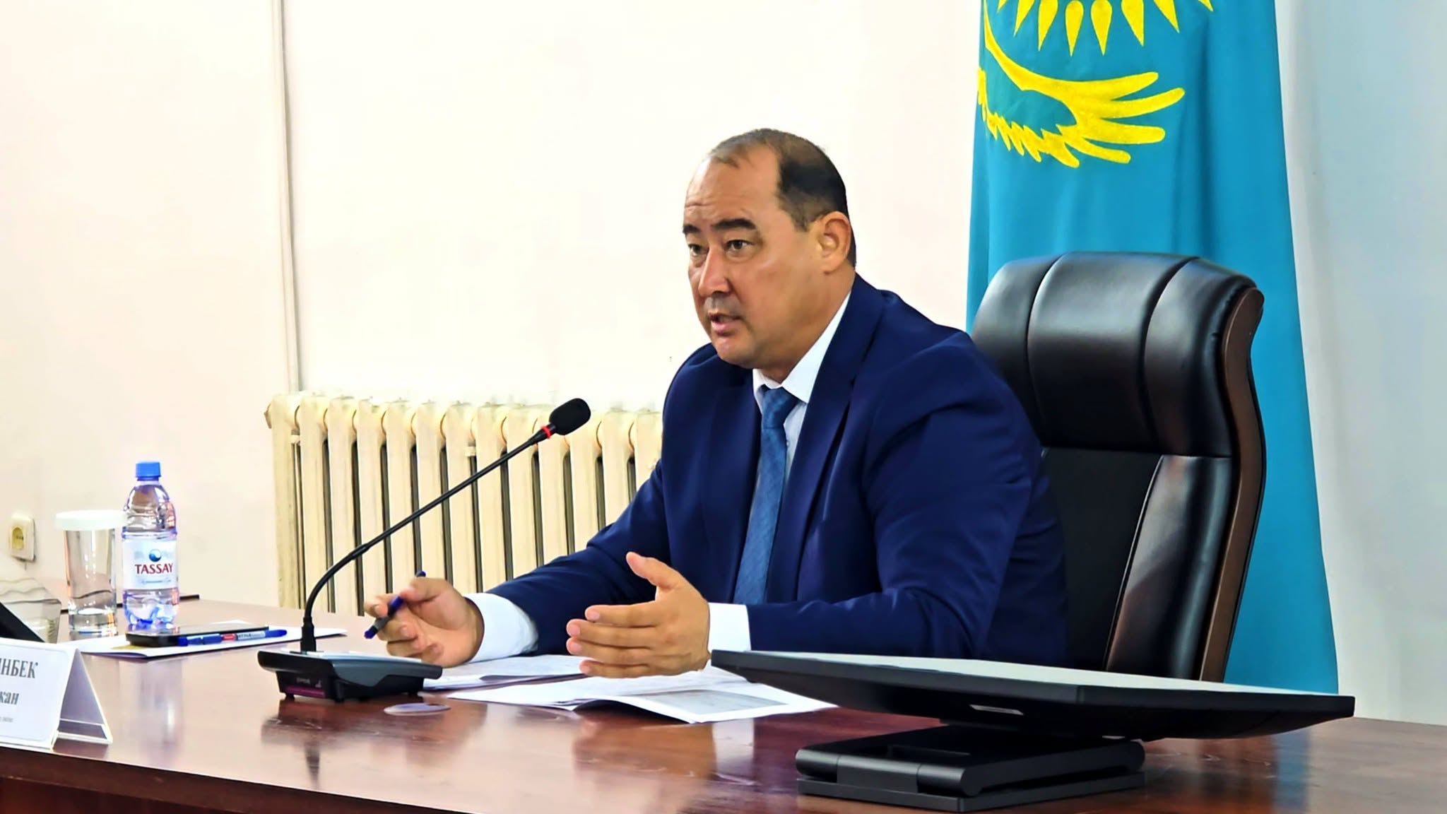 ӘКІМДІК МӘЖІЛІСІНДЕ БІРҚАТАР ӨЗЕКТІ МӘСЕЛЕЛЕР ҚАРАЛДЫ