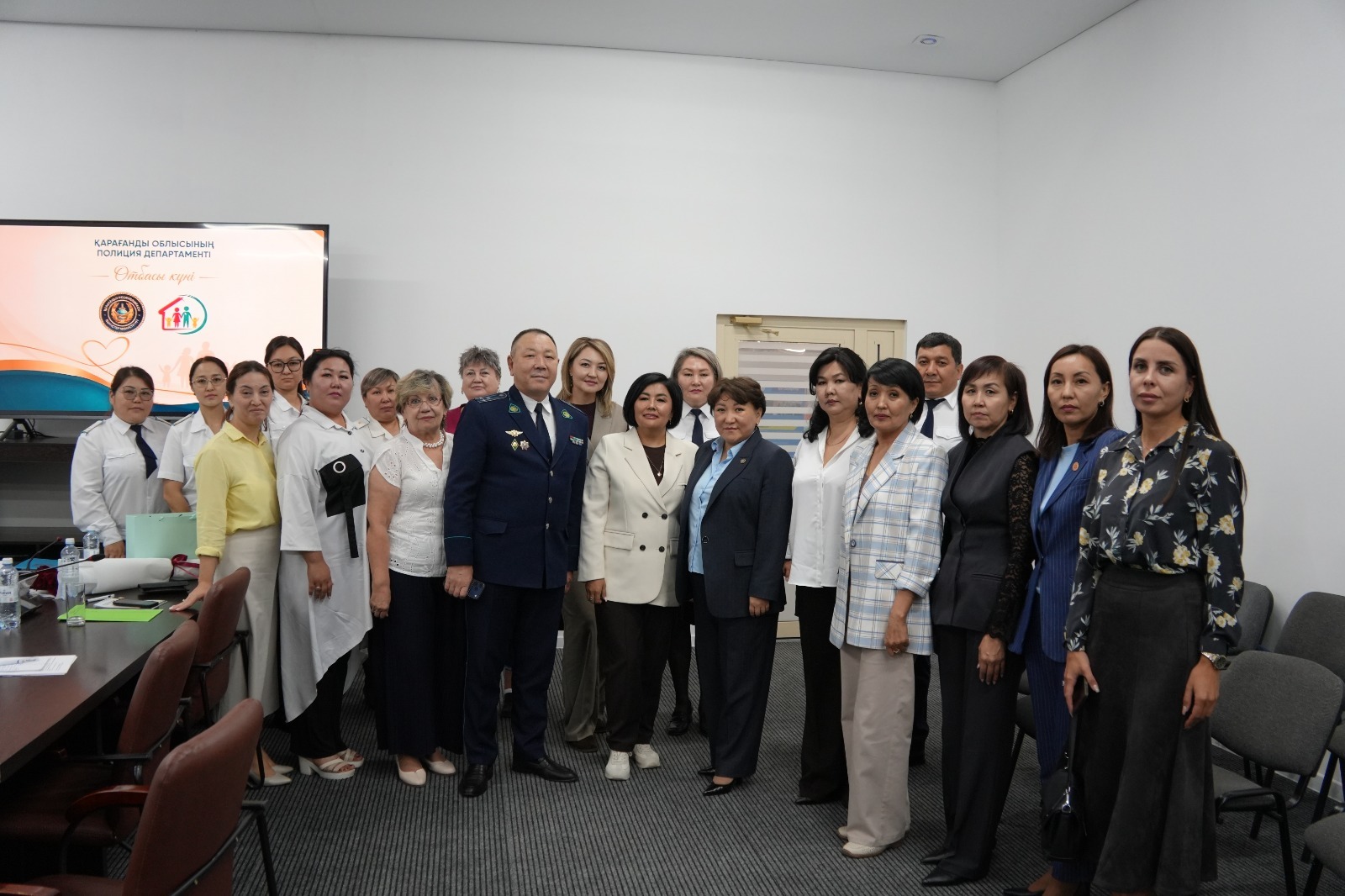 Отбасылық құндылықтар қорғауда: Қарағандыда тұрмыстық зорлық-зомбылықтың алдын алудың жаңа тәсілдері талқыланды