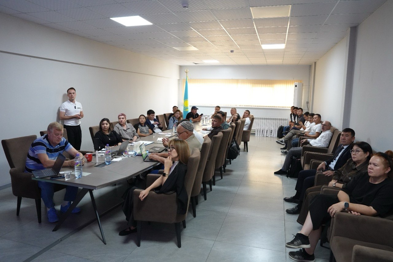 Алматыда сүт шикізатының сапасы мен қауіпсіздігін қамтамасыз ету мәселелері талқыланды