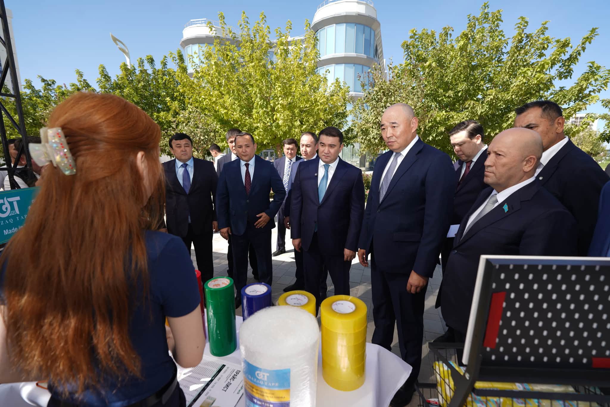 ТҮРКІСТАНДА ӨҢІРДІҢ ҮЗДІК ӨНДІРУШІЛЕРІНІҢ ЖӘРМЕҢКЕСІ ӨТУДЕ