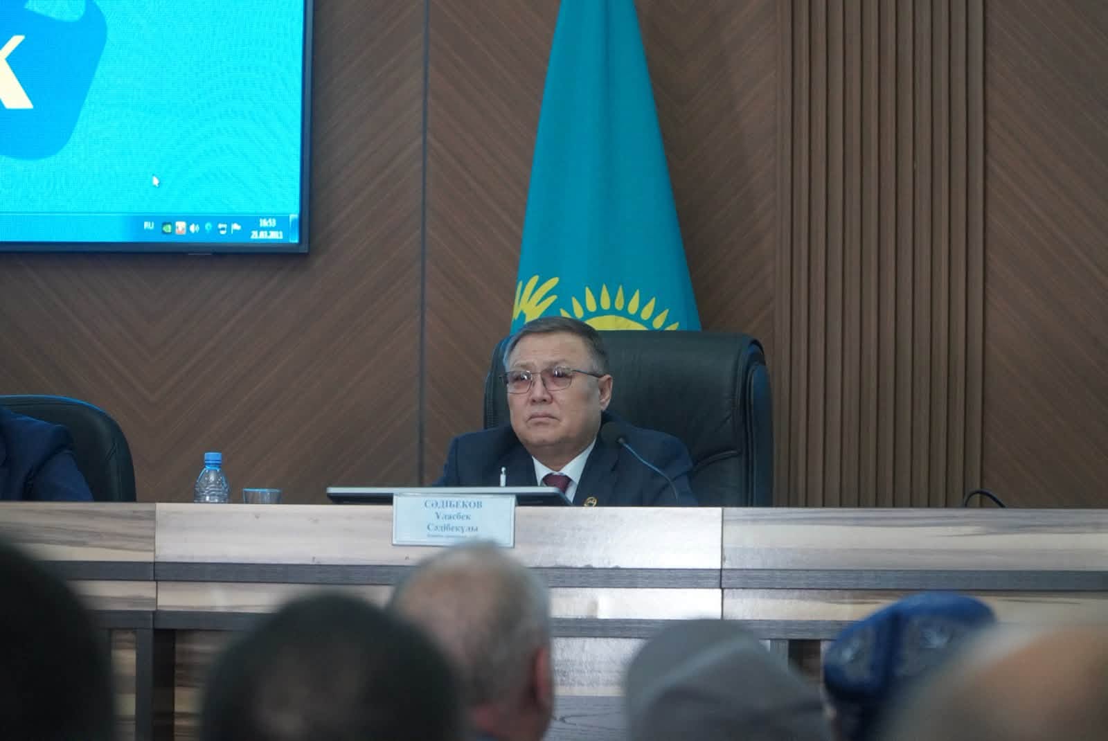 БӘЙДІБЕК: КӘСІПКЕРЛЕРМЕН КЕЗДЕСІП, КӘСІПКЕРЛІКТІ ҚОЛДАУ МӘСЕЛЕЛЕРІ ТАЛҚЫЛАНДЫ