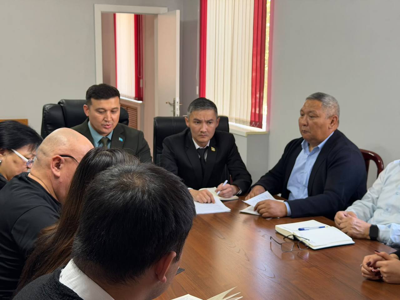Ұлытау облысы ТЖД Өзіндік қауіпсіздік қызметкерлері заң мен тәртіп аясында түсіндіру жұмыстарын жүргізді