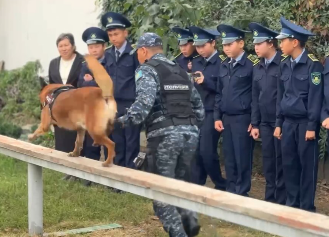 «Жас сақшы» кадеттері Жетісу полициясының жұмысымен танысты