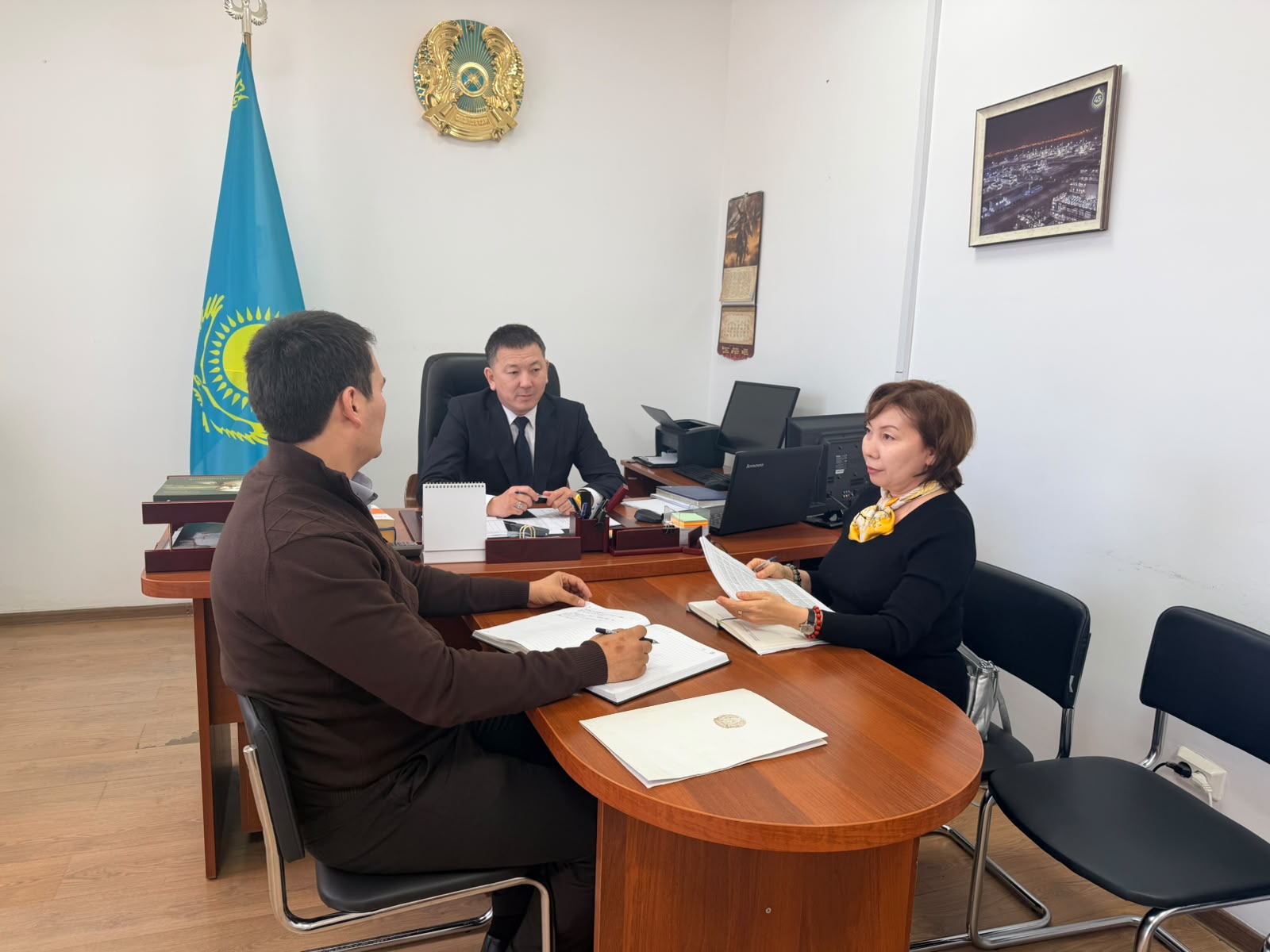 Мемлекеттік аннуитеттік өмірді сақтандыру компаниясы филиалының директорымен кездесу өтті.