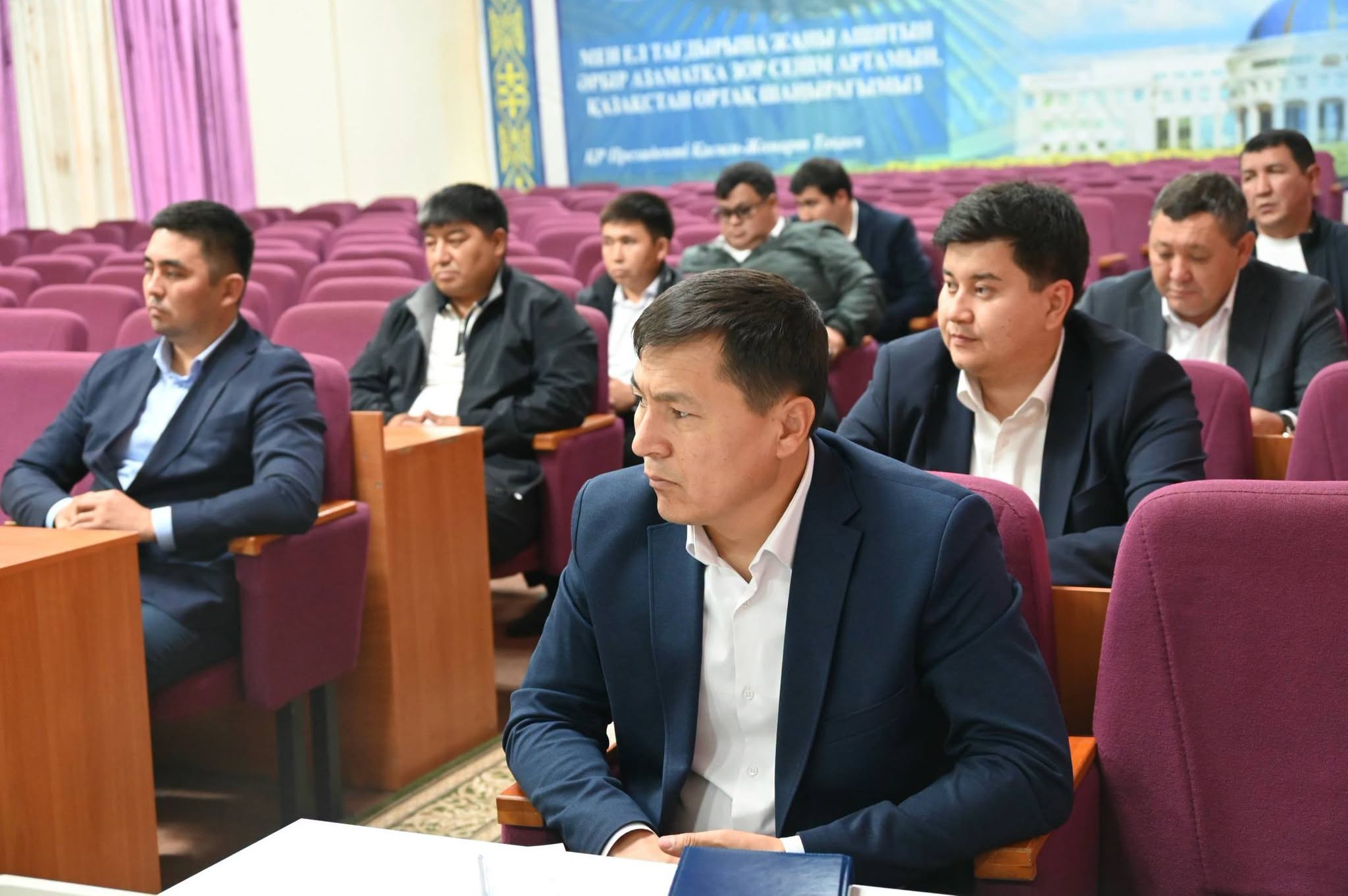 АУДАН ӘКІМІ ЖЕКЕ ҚАБЫЛДАУ ӨТКІЗДІ