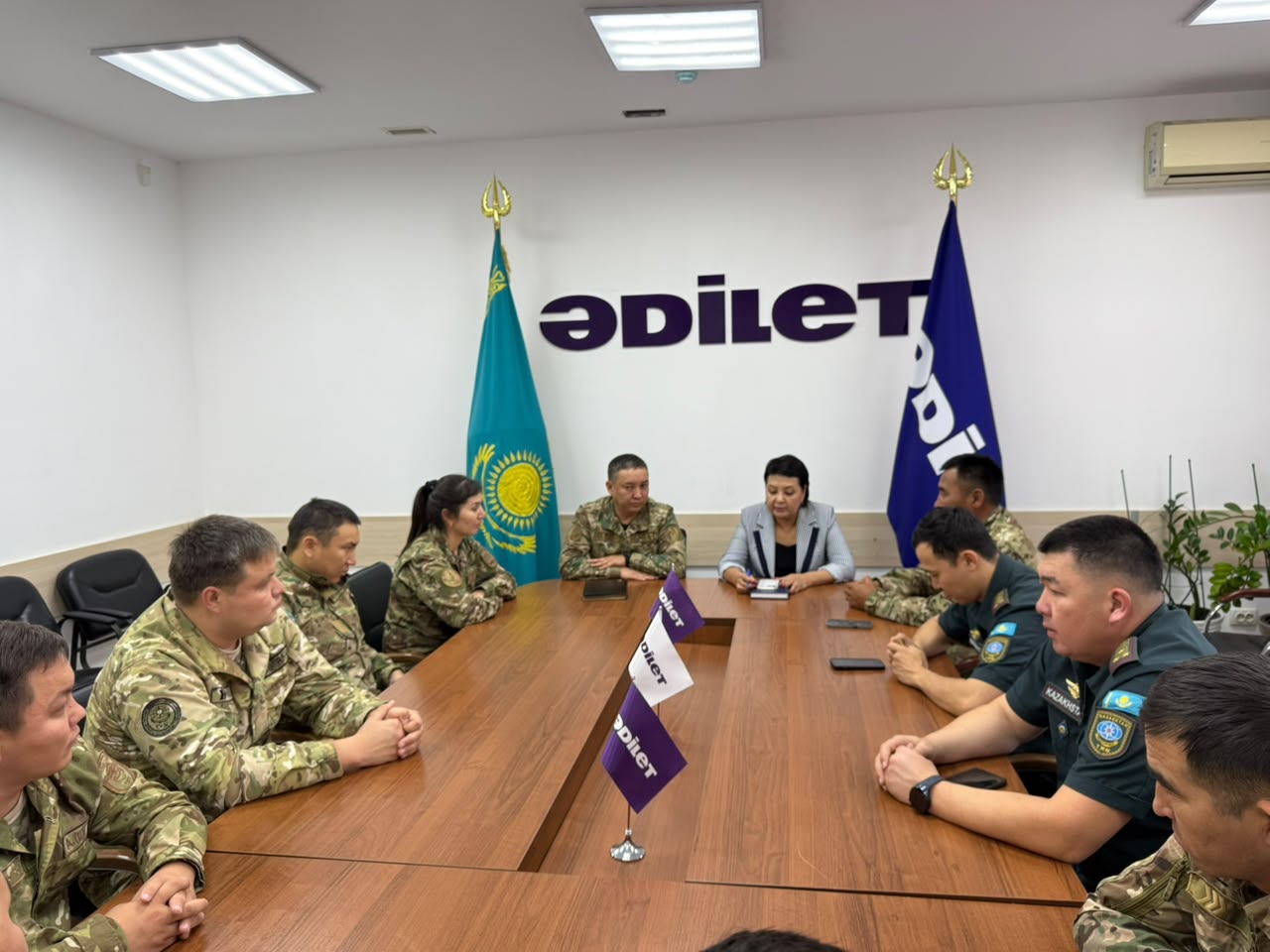 Алматыда қызметтік тәртіп пен сыбайлас жемқорлықтың алдын алу мәселелері талқыланды